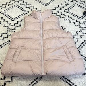 Old Navy Women's Beige Puffer Vest